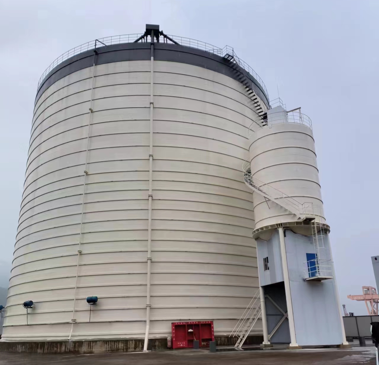 泰和10万吨水泥钢板库