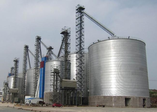 泰和大型钢板库构造参数及水泥储存质量